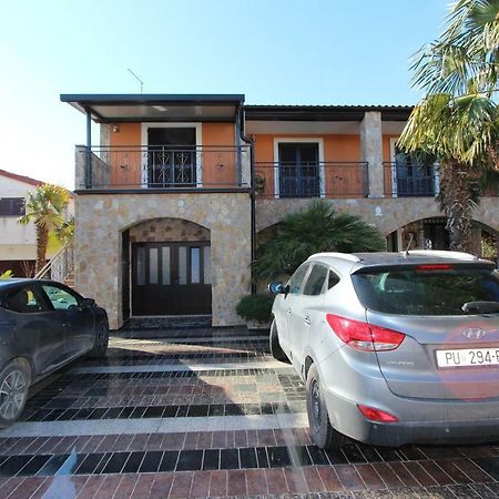 Apartments Marlina Ровин Екстериор снимка