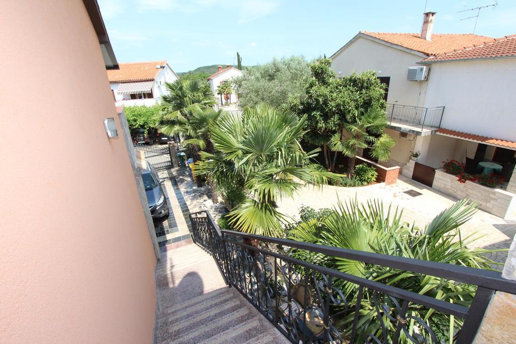 Apartments Marlina Ровин Стая снимка